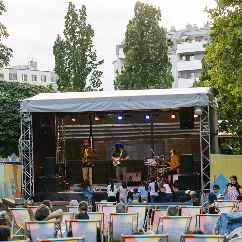 Wahba Chamma Holler Trio: